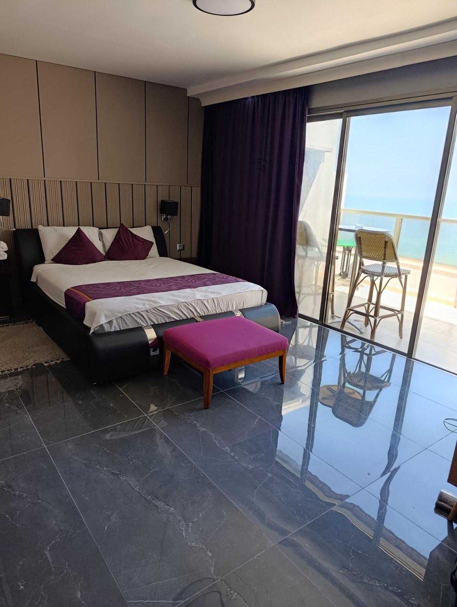 Penthouse Apartment On The Beach Bat Yam Quarto foto