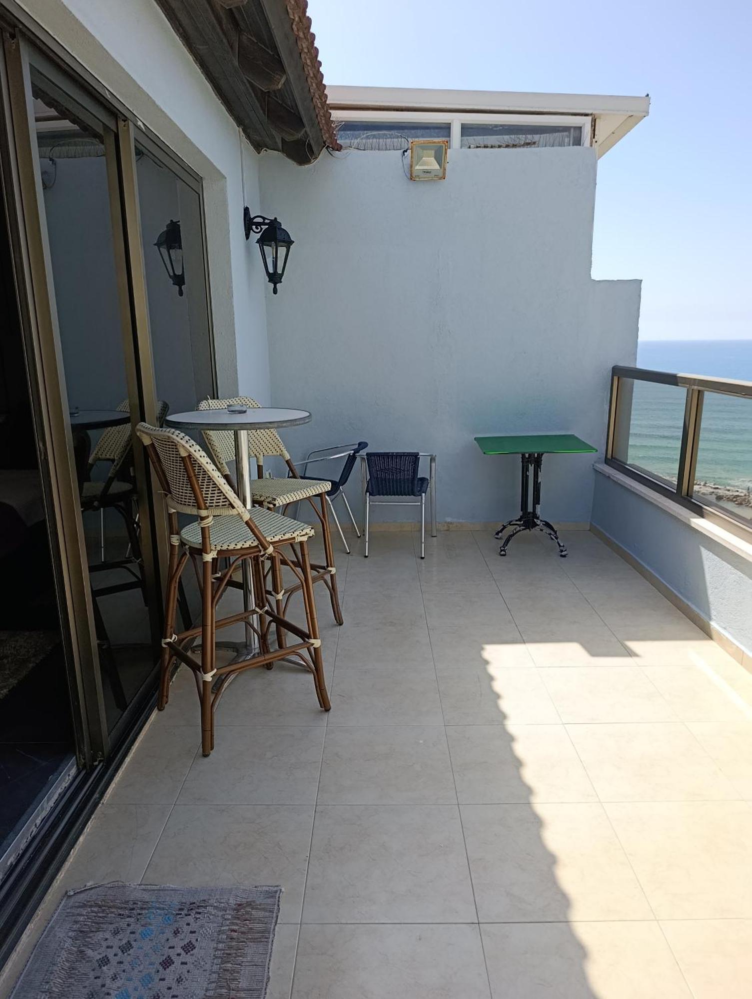 Penthouse Apartment On The Beach Bat Yam Quarto foto
